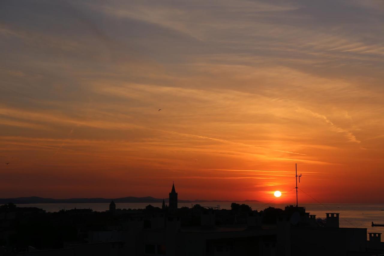 Ambassador Apartment Zadar Bagian luar foto
